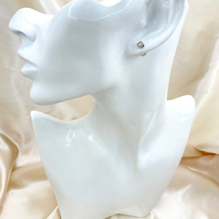 Pt ピアス ダイヤ CJ0182