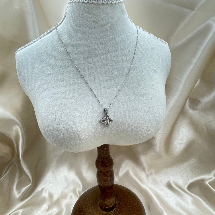 K18WG ネックレス ダイヤ CJ0185