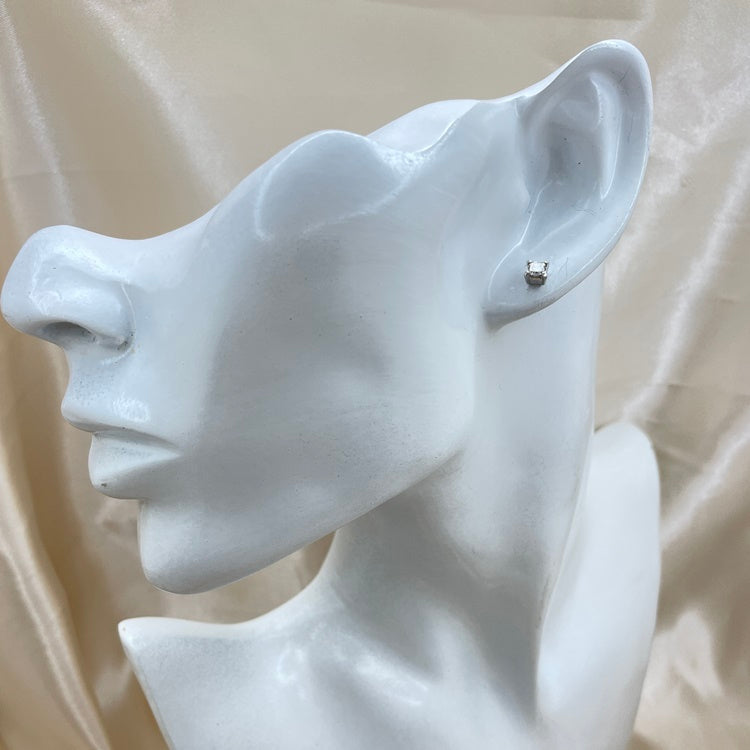 Pt ピアス ダイヤ CJ0275