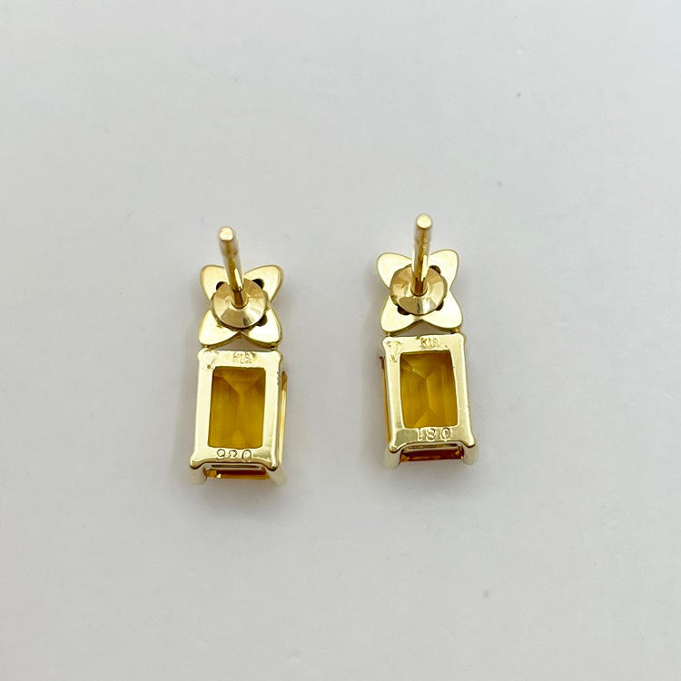 K18 ピアス シトリン CJ0299