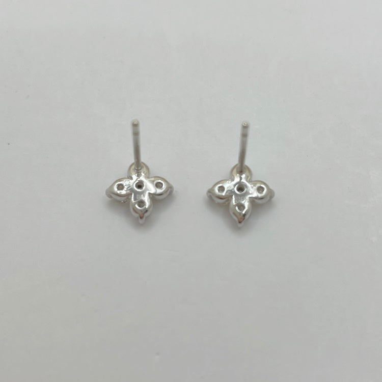 K18WG/Pt ピアス ダイヤ CJ0324