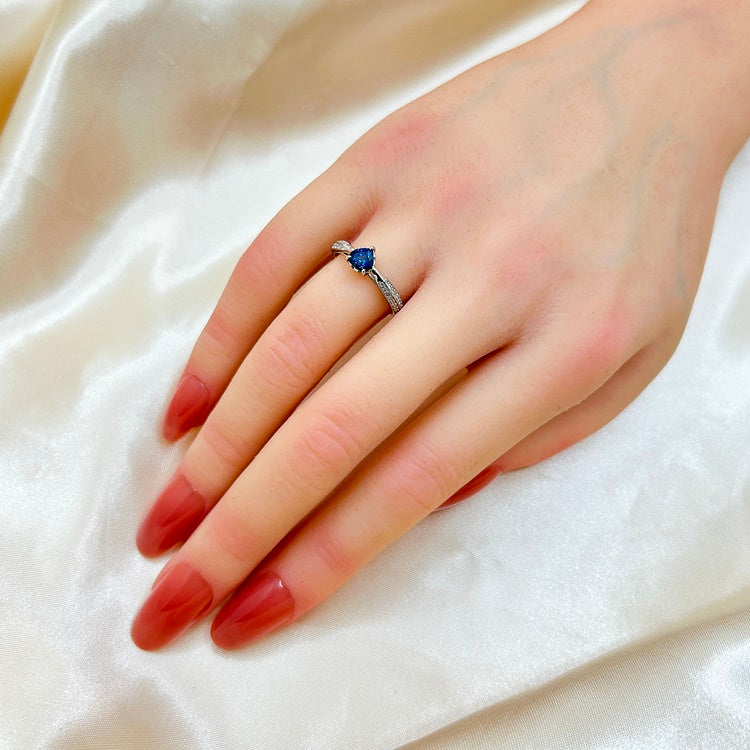 Pt リング サファイア CJ0439