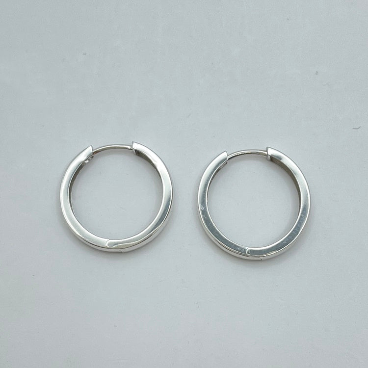 K18WG ピアス フープ NJ0092