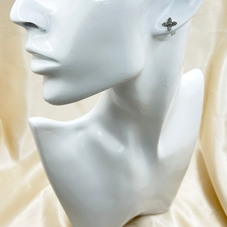 Pt ピアス ダイヤ NJ0243