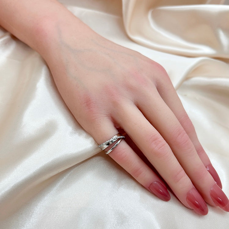 Pt リング ダイヤ (ピンキー) NJ0264