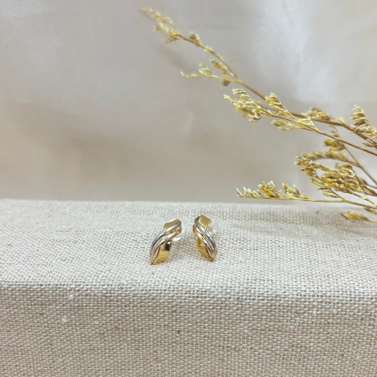 K18/Pt ピアス NJ0297 – ジュエリーショップ ロンド