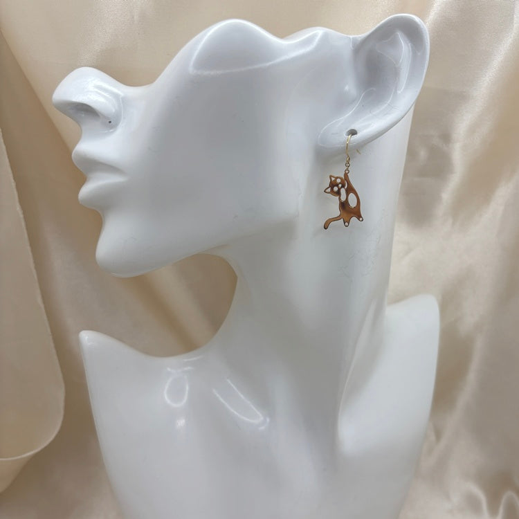 K18 ピアス 猫 NJ0332