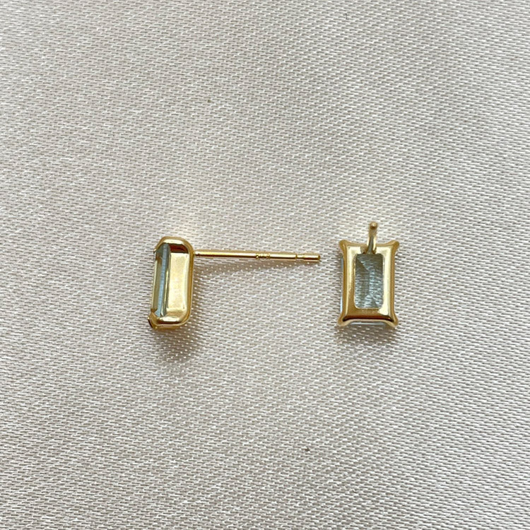 K18 ピアス ブルートパーズ NJ0005