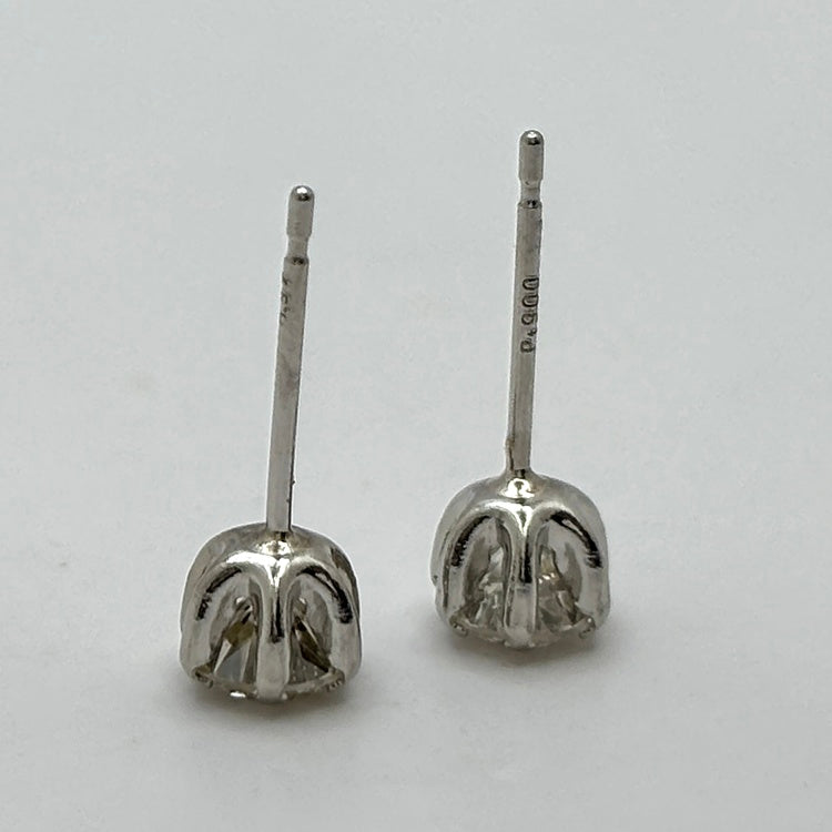 Pt ピアス ダイヤ CJ0495