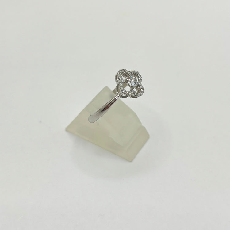 Pt リング ダイヤ CJ0585