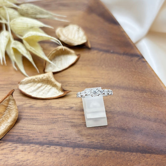 Pt リング ダイヤ CJ0596