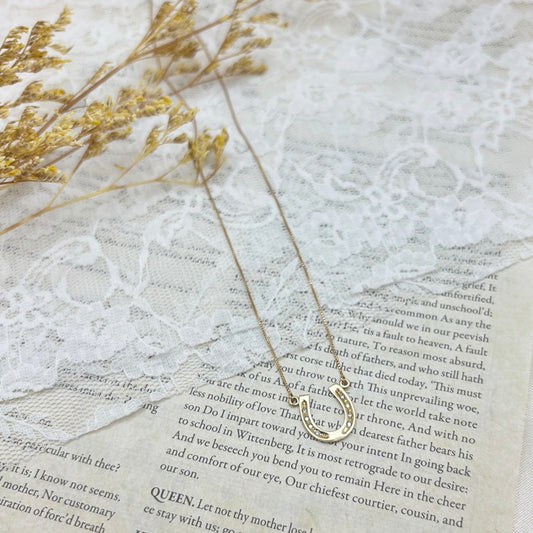 K18 ネックレス ダイヤ 馬蹄デザイン CJ0600