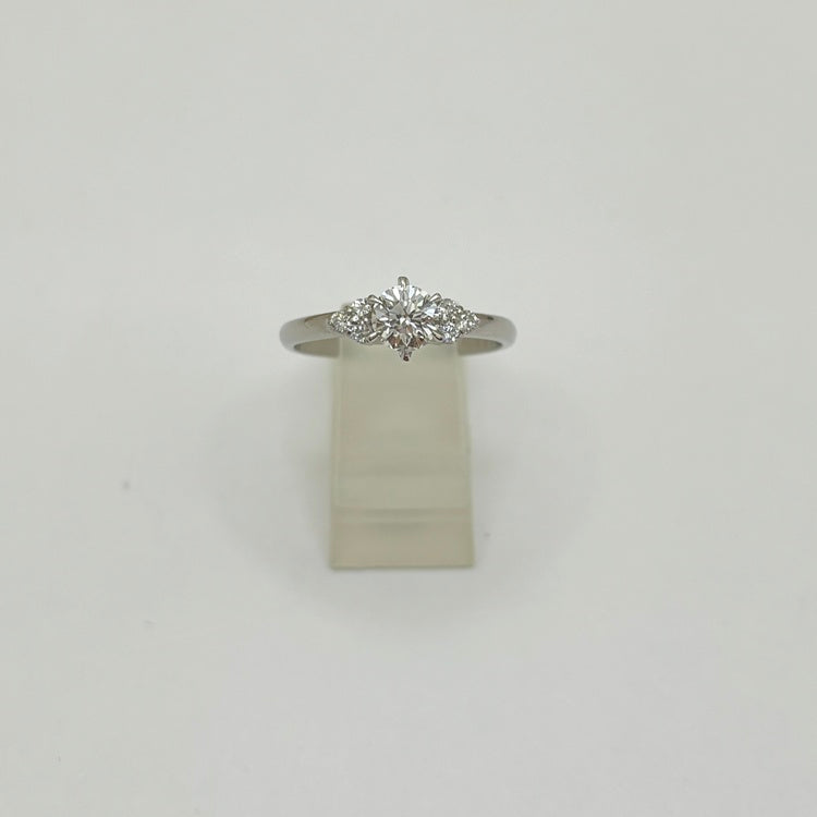 Pt リング ダイヤ CJ0640