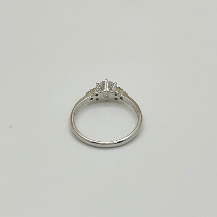Pt リング ダイヤ CJ0640