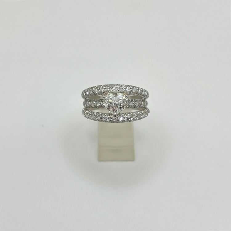 Pt リング ダイヤ (ハートシェイプ) CJ0649