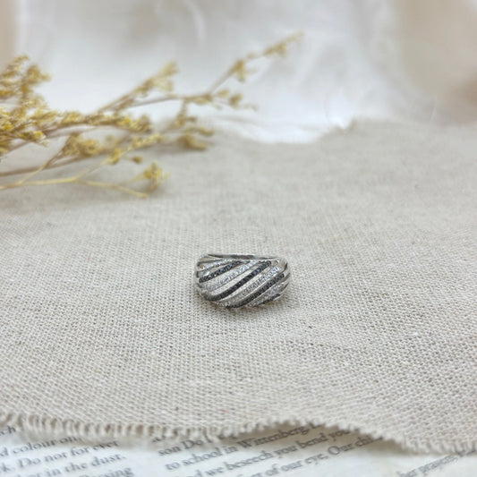 K18WG  リング ダイヤ CJ0651