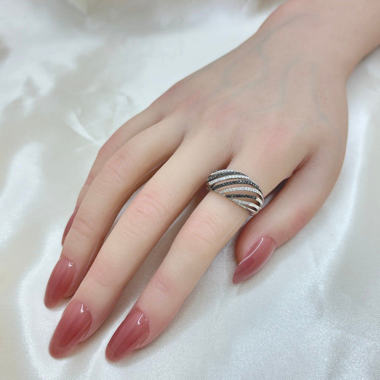 K18WG  リング ダイヤ CJ0651