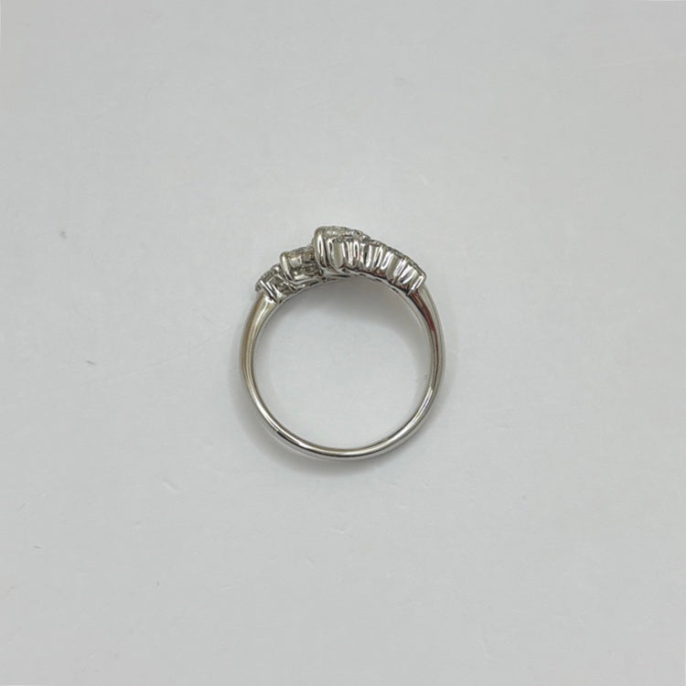 Pt リング ダイヤ CJ0663