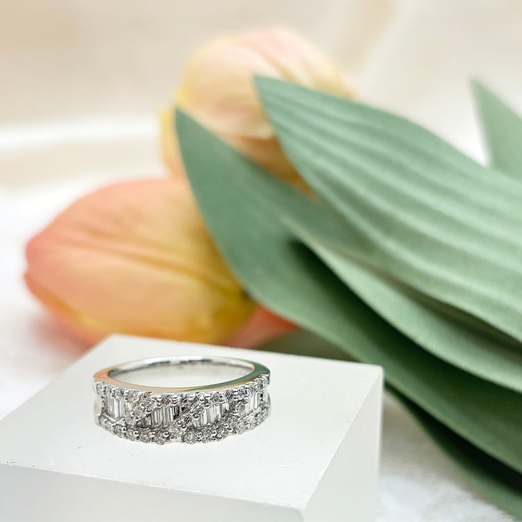 K18WG  リング ダイヤ CJ0713