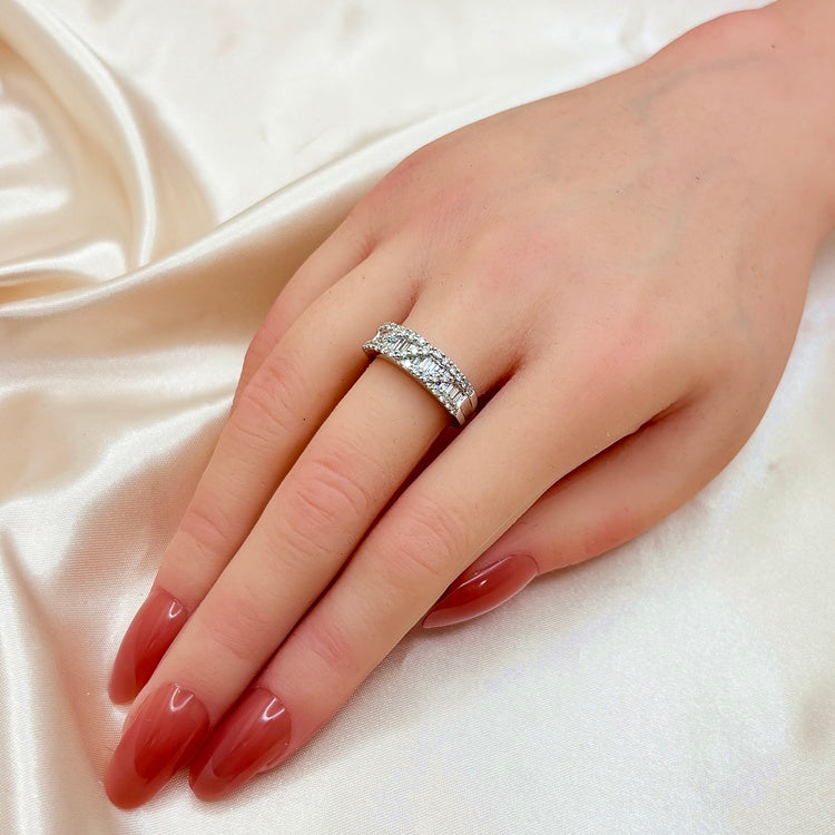 K18WG  リング ダイヤ CJ0713