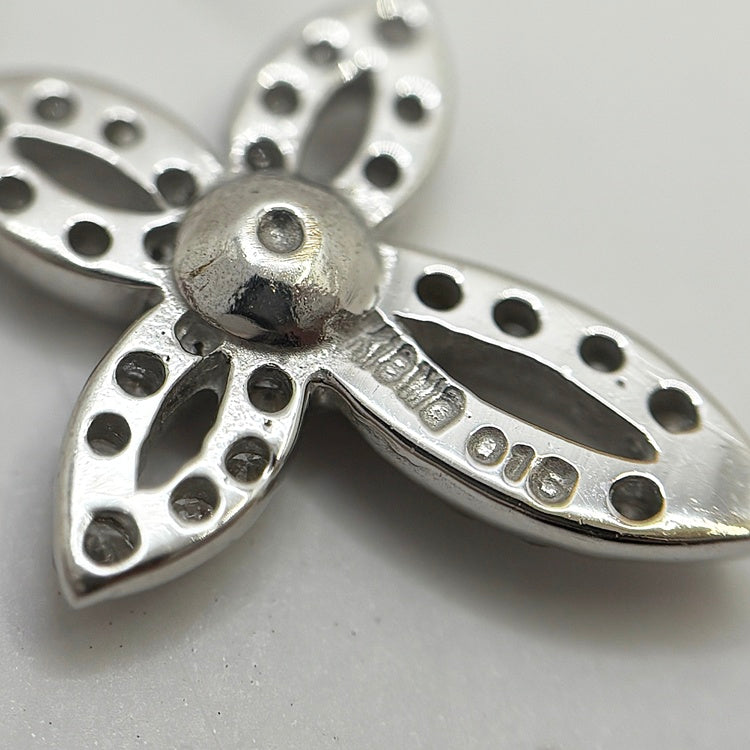 K18WG ピアス ダイヤ CJ0763
