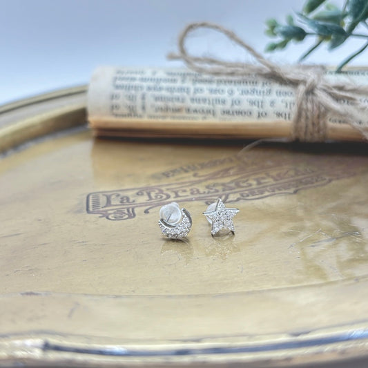 K18WG ピアス ダイヤ NJ0240