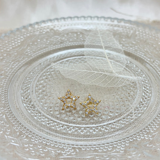 K18 ピアス ダイヤ NJ0318